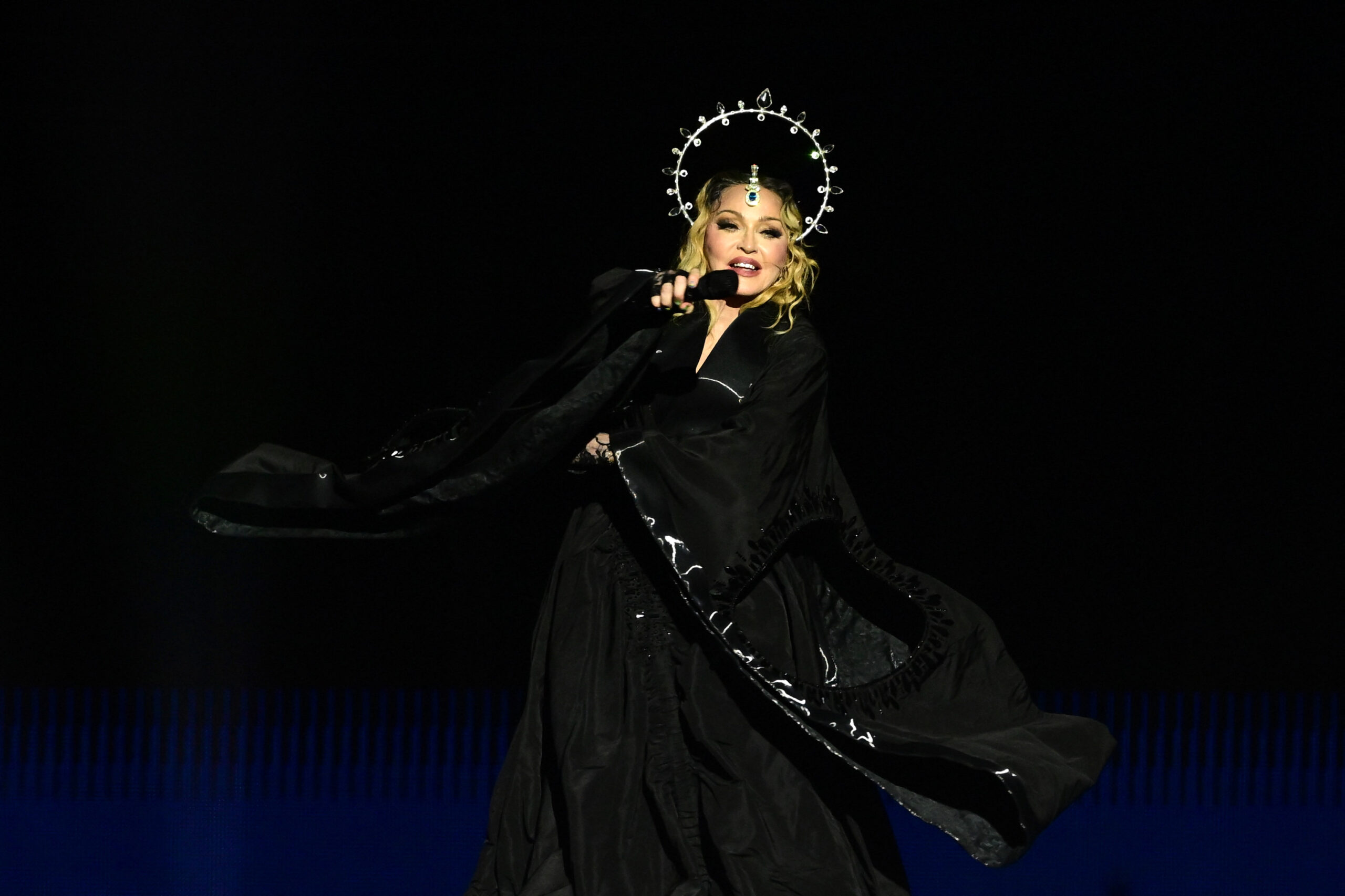 Reveja 7 cenas que deram o que falar no show de Madonna